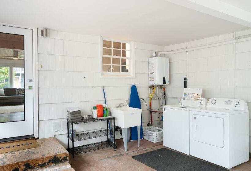 Grey Oak By Avantstay Coastal Charm, Near Beach & Golf