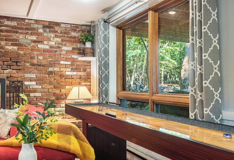 Harmony Haven By Avantstay Game Room, Large Deck