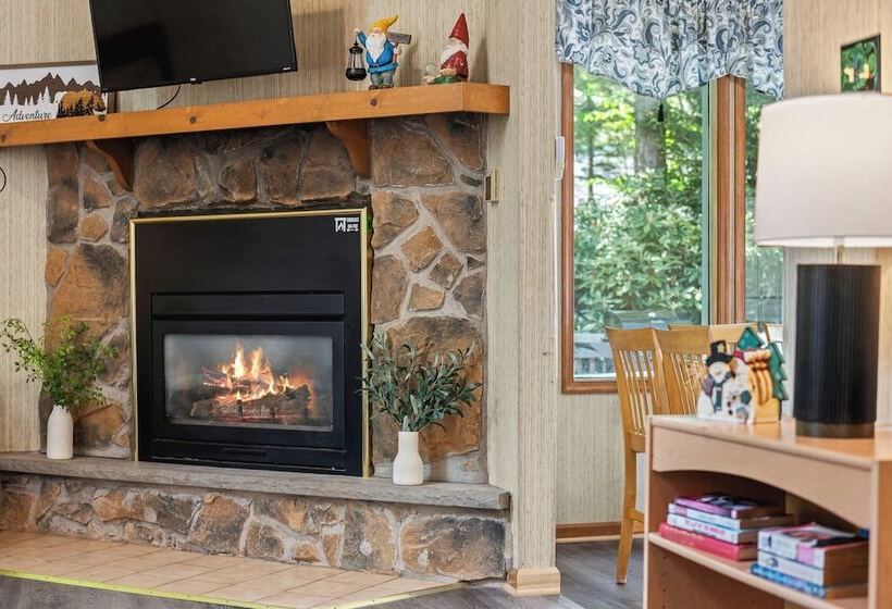 Harmony Ridge By Avantstay Large Deck W/ Hot Tub & Forest Views