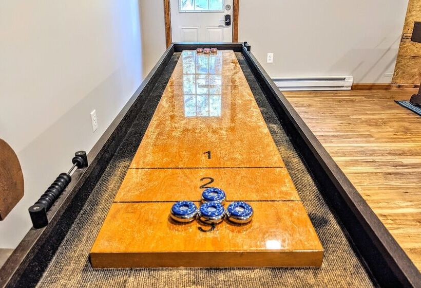 Hickory Cabin By Avantstay Firepit, Hot Tub, Game Room, Great Location