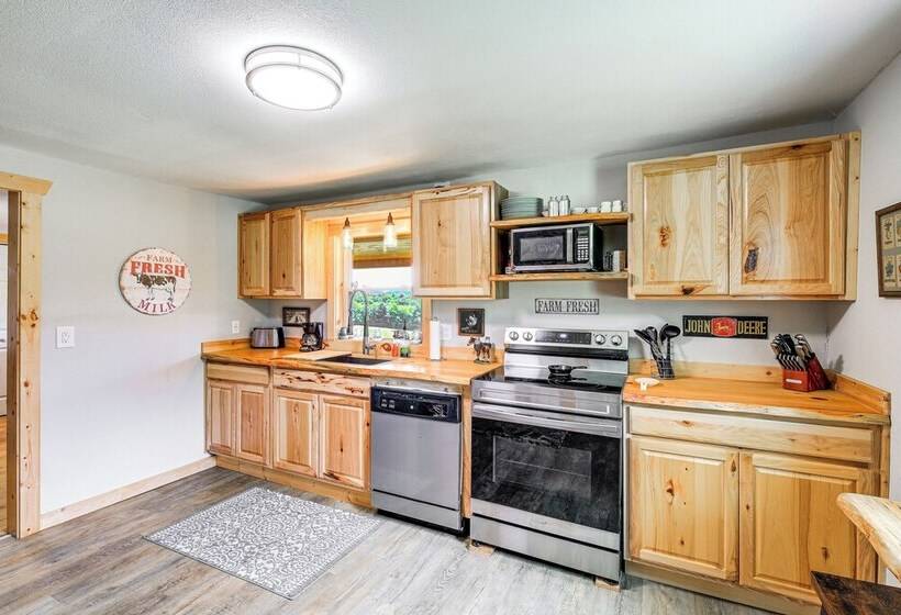 Deck & Scenic View: Historic Cabin In Piney Creek!