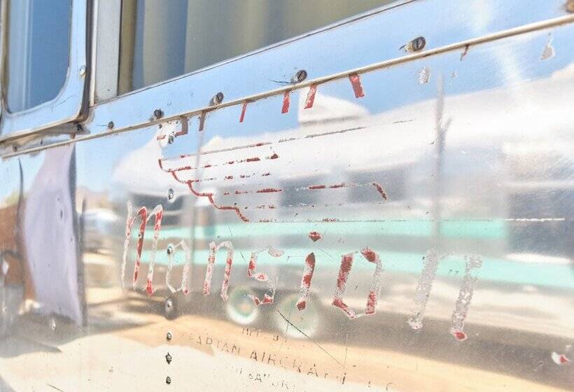 Отель Acres Landing