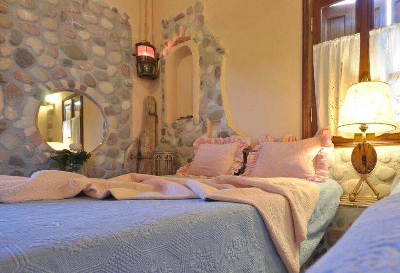 هتل Archontiko Art