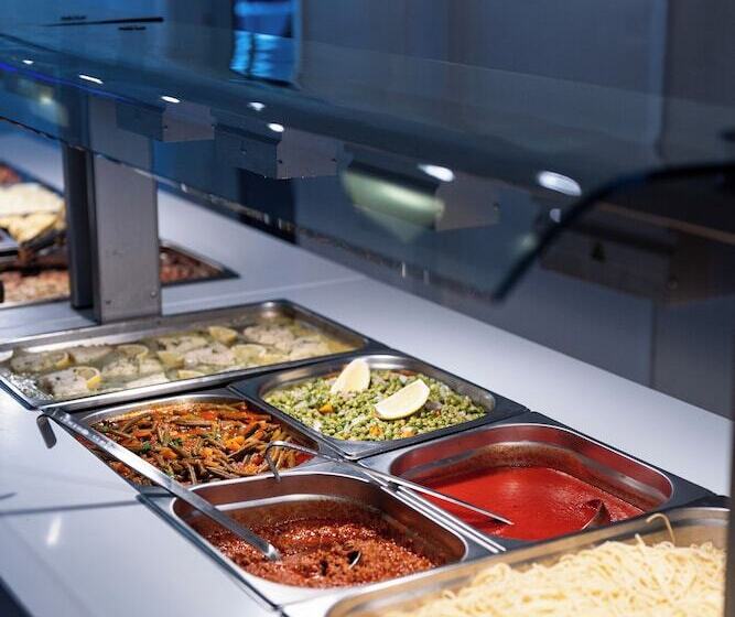 호텔 Black & White Boho Resort