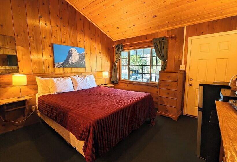 호텔 Bluebird Cottage Inn