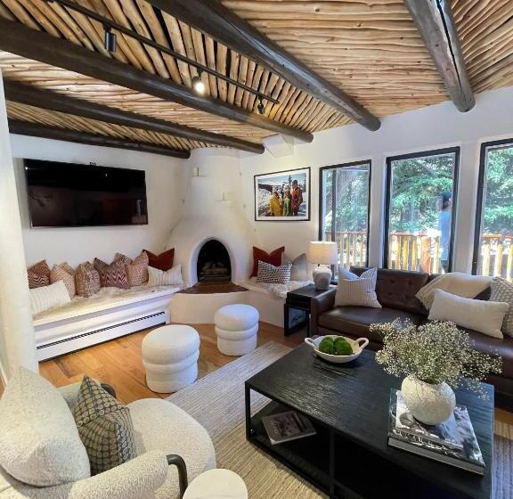 בית מלון כפרי Eagle River Inn