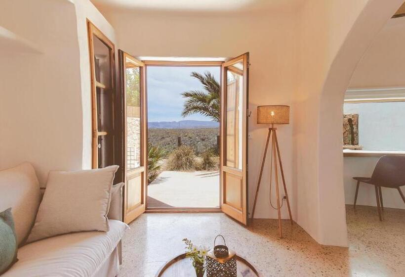 בית מלון כפרי Equilicuá