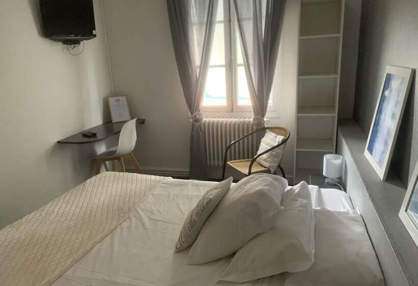 Отель Les Thermes