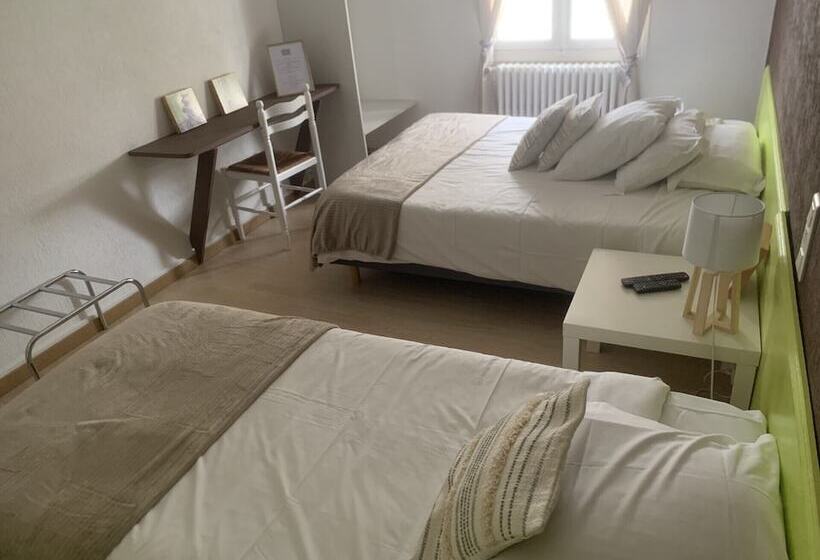 Отель Les Thermes