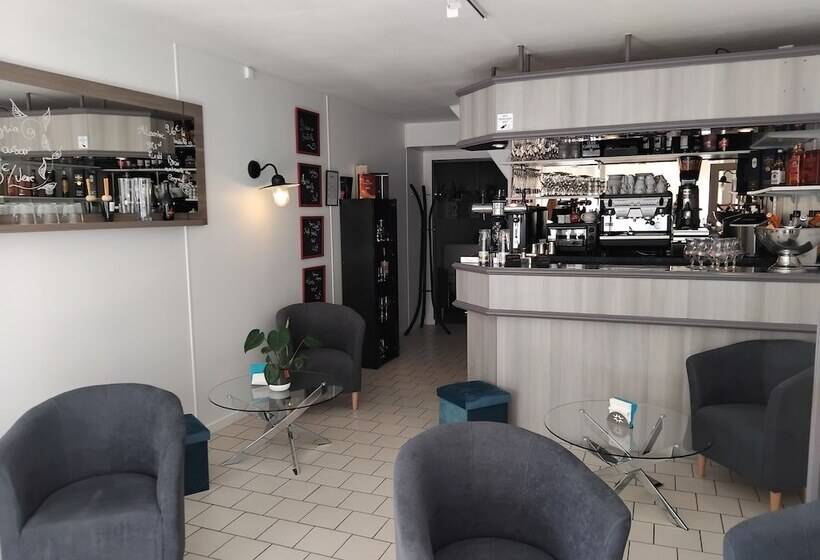 Отель Les Thermes