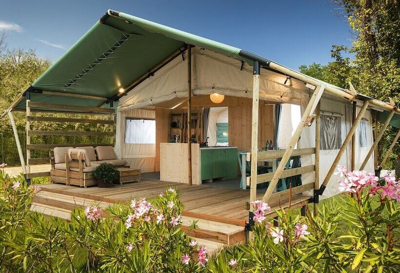 ホテル Luxury Tent Only 11 Km. From Porec