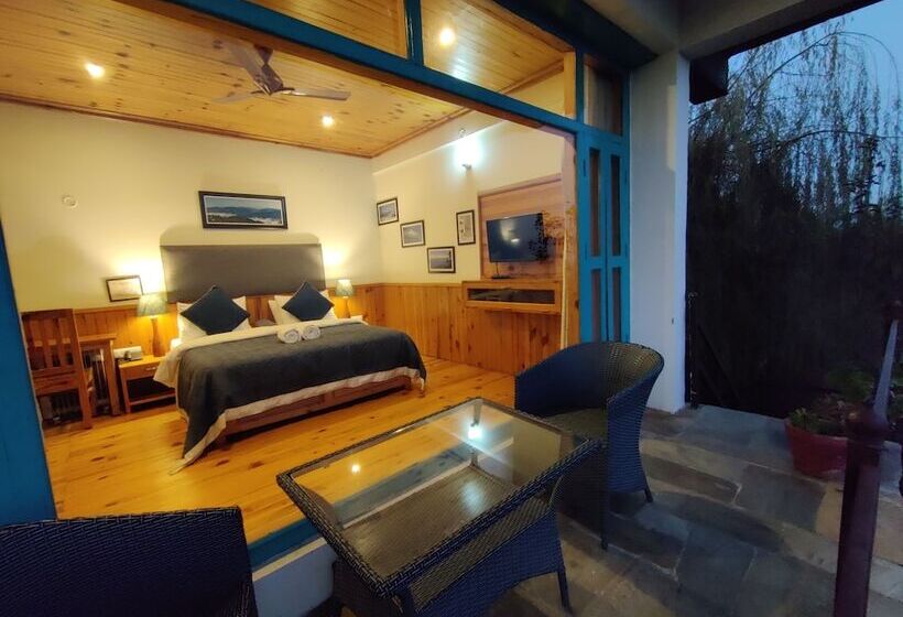 ホテル Mohans Binsar Retreat