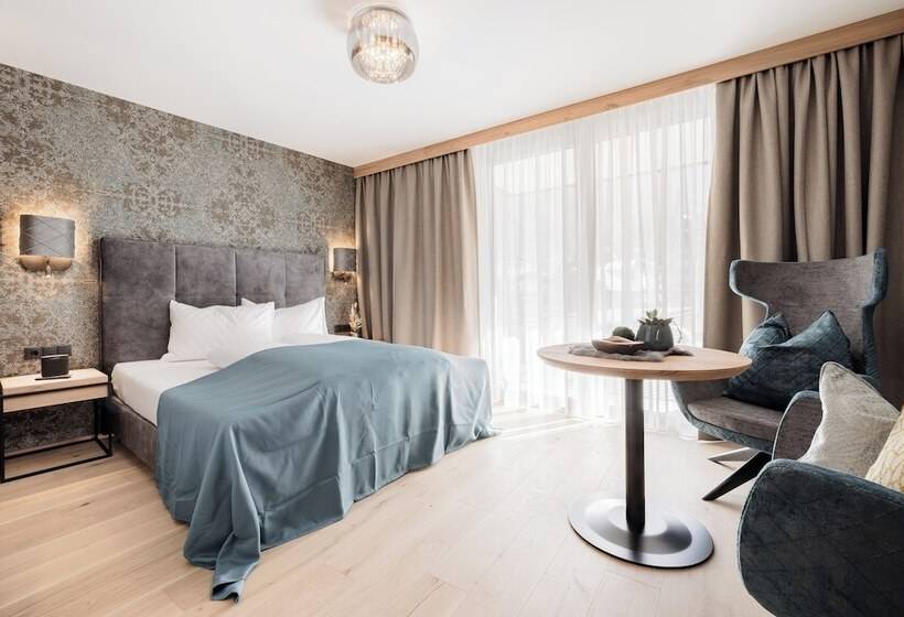 فندق Myalps Tirol