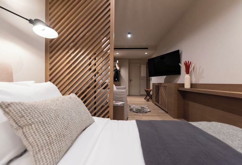 בית מלון כפרי Revi Mountain Resort