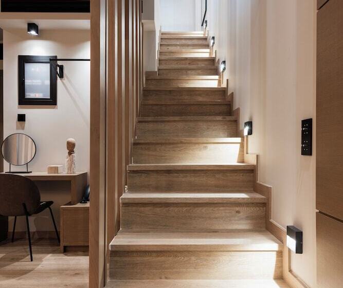 בית מלון כפרי Revi Mountain Resort