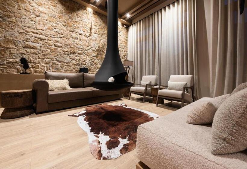 בית מלון כפרי Revi Mountain Resort