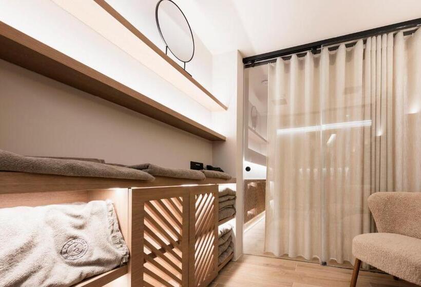 בית מלון כפרי Revi Mountain Resort