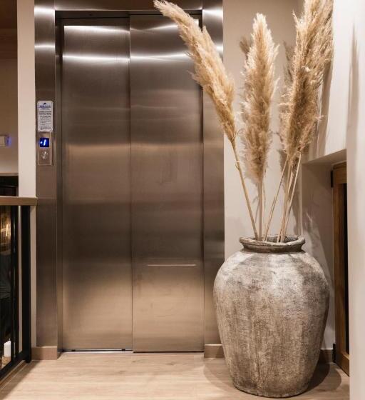 בית מלון כפרי Revi Mountain Resort