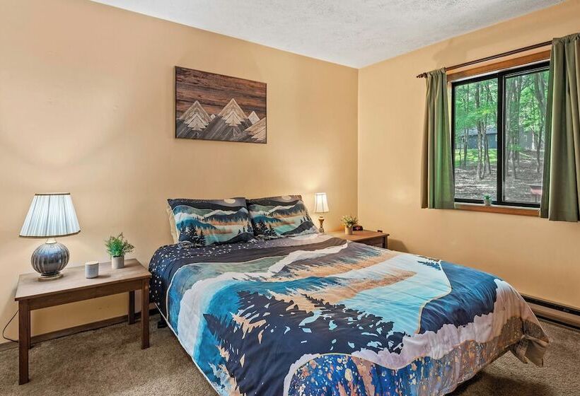 Hygge Home By Avantstay Deck For Outdoor Living, Fire Pit, Game Table