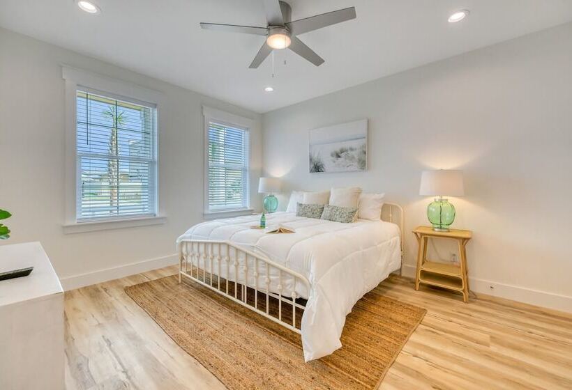 Joyful Sound By Avantstay Walk To The Beach