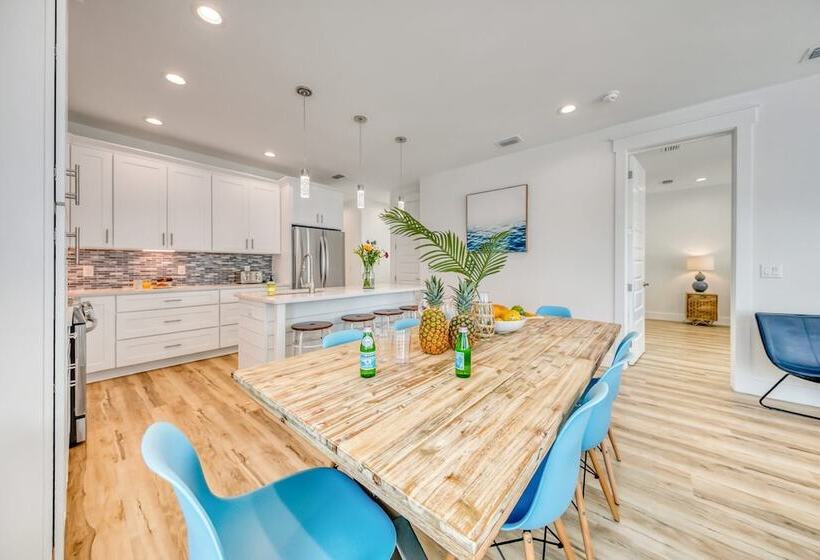 Joyful Sound By Avantstay Walk To The Beach