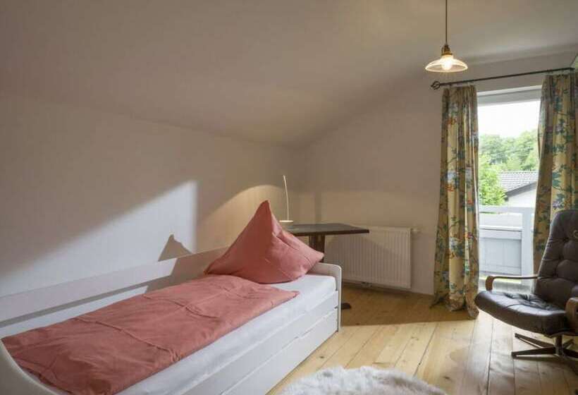 Kaiserblick Comfortable Holiday Residence