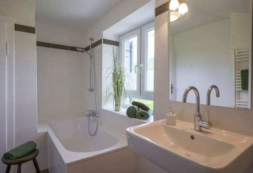 Kaiserblick Comfortable Holiday Residence