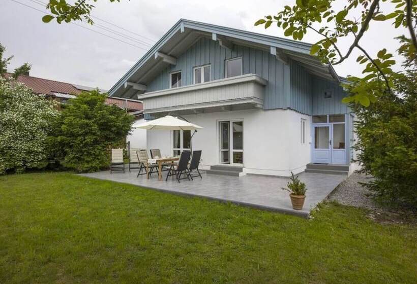 Kaiserblick Comfortable Holiday Residence