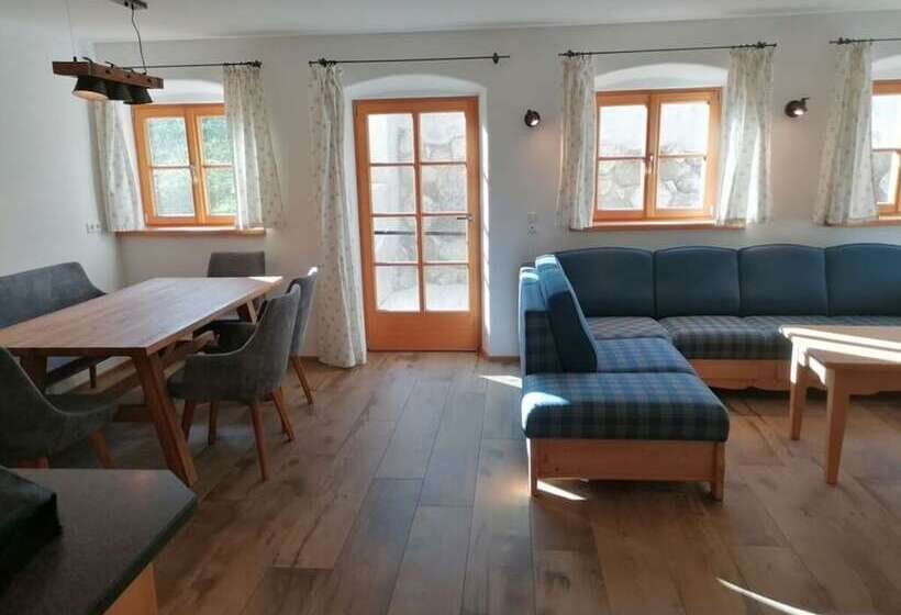 Kehlpoint Comfortable Holiday Residence