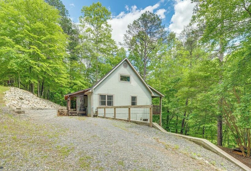 Lake Lure Mountain Retreat W/ Fire Pit & Gas Grill
