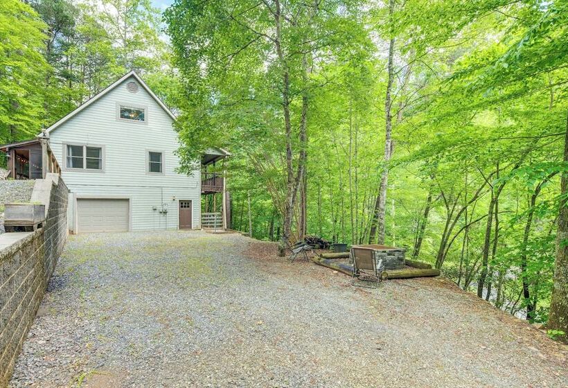 Lake Lure Mountain Retreat W/ Fire Pit & Gas Grill