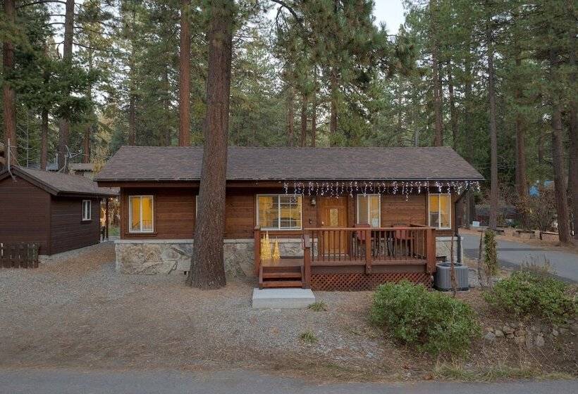 Lake Star By Avantstay Hot Tub, Walk To Beach