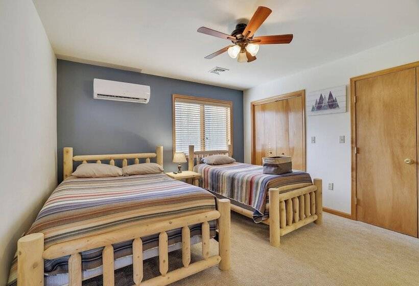 Lake View Chalet By Avantstay Lake Access + Deck