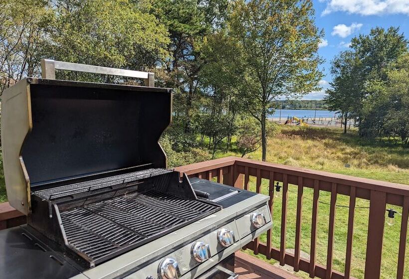 Lake View Retreat Avantstay Entertainer S Home Yard, Deck, Game Room