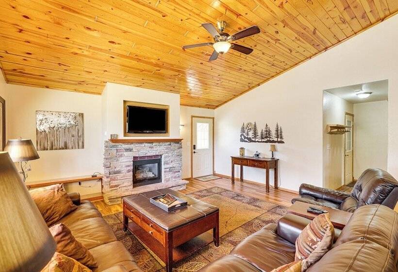 Lead Home In The Mountains W/ Hot Tub + Views!