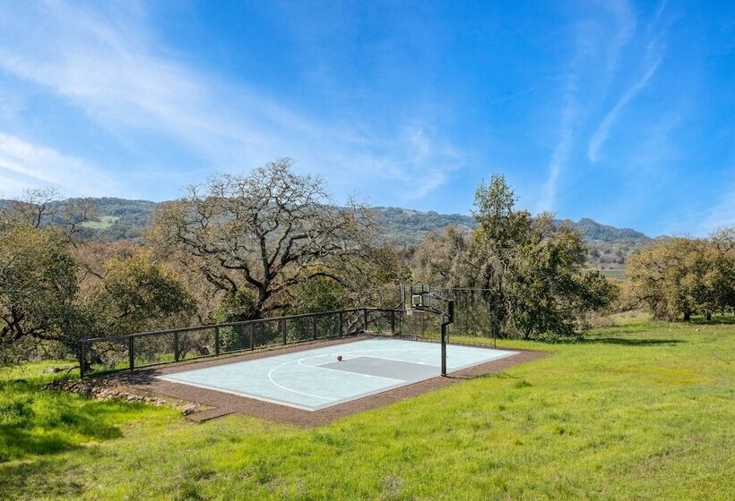 Malvasia By Avantstay Luxe Wine Country Retreat