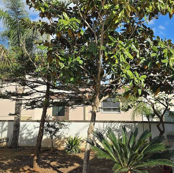 Mauricarol Residences