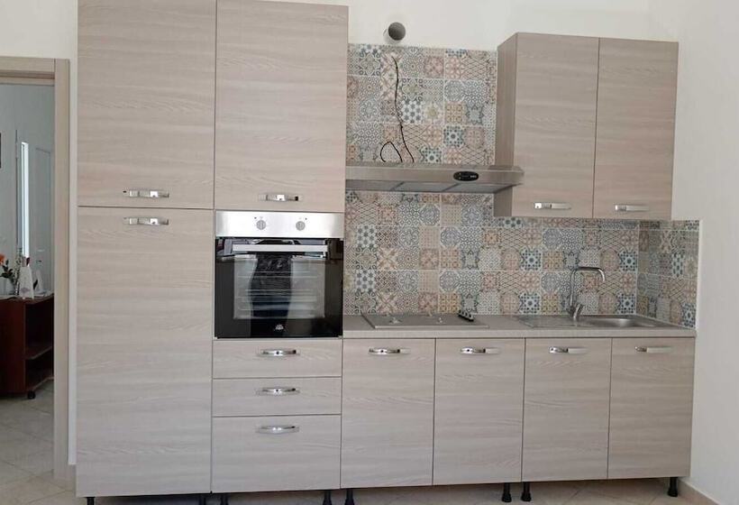 Mauricarol Residences