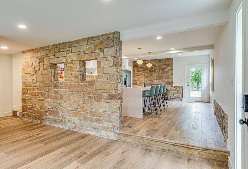 Mid Century Modern Lake Cottage In Indiana!