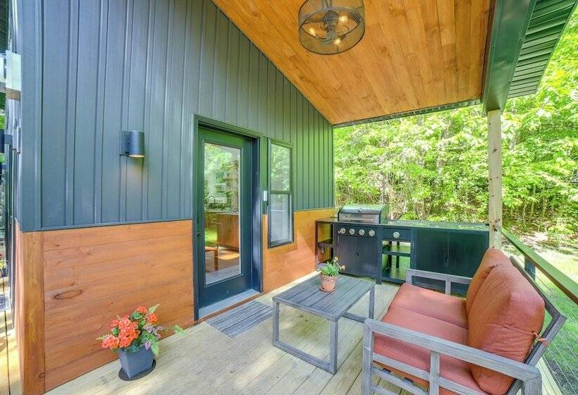 Modern Hersey Tiny Home W/ Private Hot Tub!