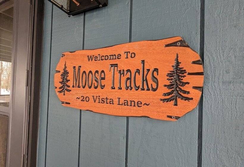 Moose Tracks By Avantstay Hot Tub, Game Room, Deck, Firepit