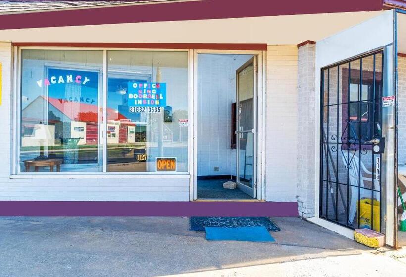 فندق على الطريق The Inn By Oyo El Dorado Lake