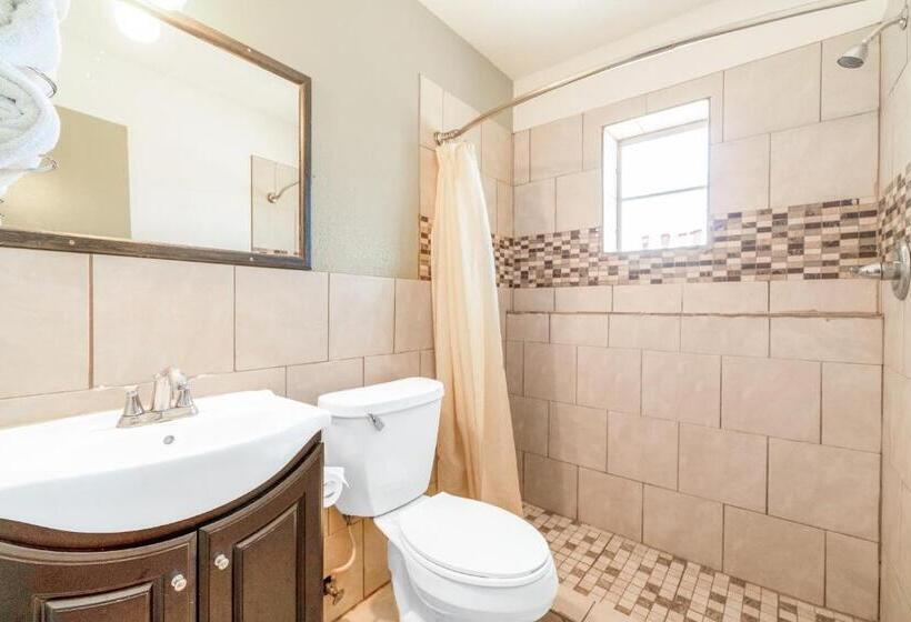 فندق على الطريق The Inn By Oyo El Dorado Lake