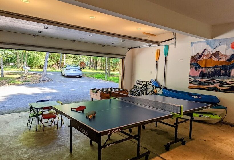 Mountain Hideout By Avantstay Game Room + Deck