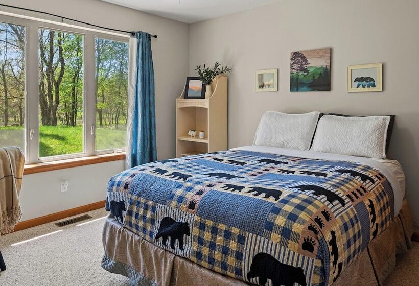 Mountain Hideout By Avantstay Game Room + Deck