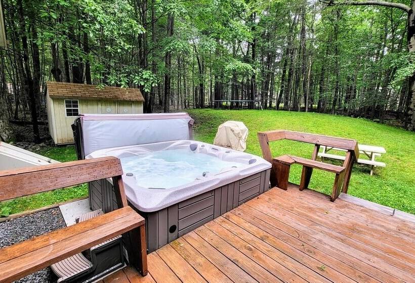 Mountain Memories By Avantstay Hot Tub Enclosed Deck, Large Yard W/ Fire Pit