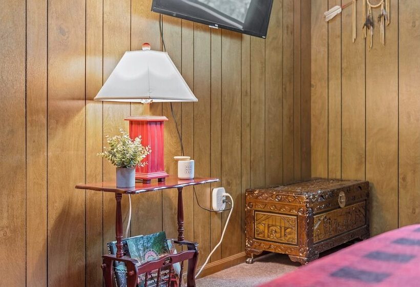 Mountain Must Have By Avantstay Indoor Hot Tub, Game Room & Fire Pit!