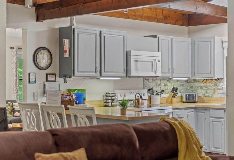 Mountain Must Have By Avantstay Indoor Hot Tub, Game Room & Fire Pit!