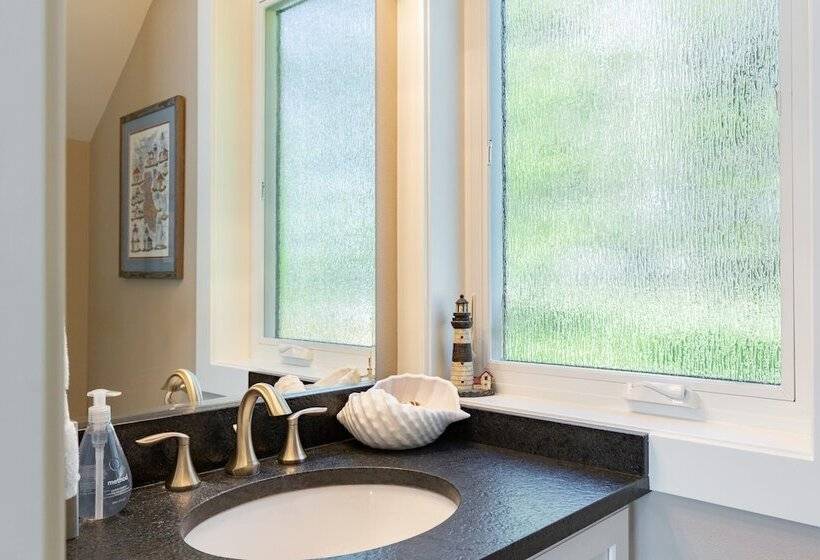 Mutiny Bay Ocean Breeze Retreat By Avantstay