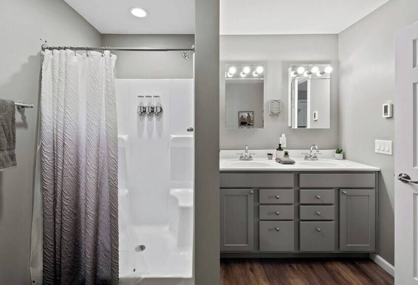 Nittany Cabin By Avantstay Lakefront, View, Firepit